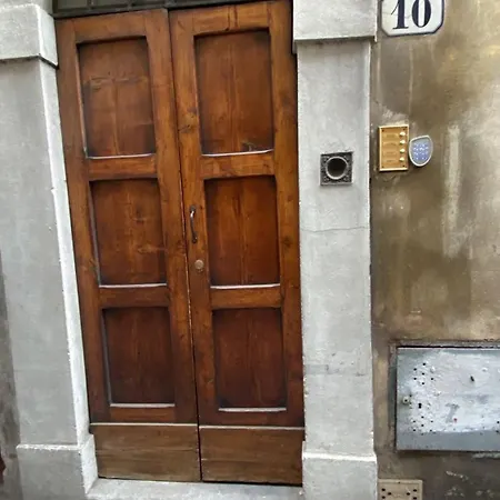 Pm 10 Via Del Moro * Firenze